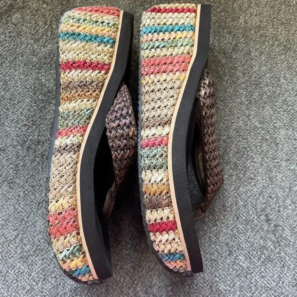 Volatile Multicolor Island Wedge Woven Sandals size 8